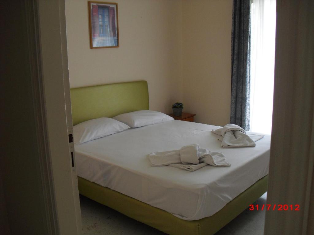 מולה קליבה Kangaroo Hotel חדר תמונה