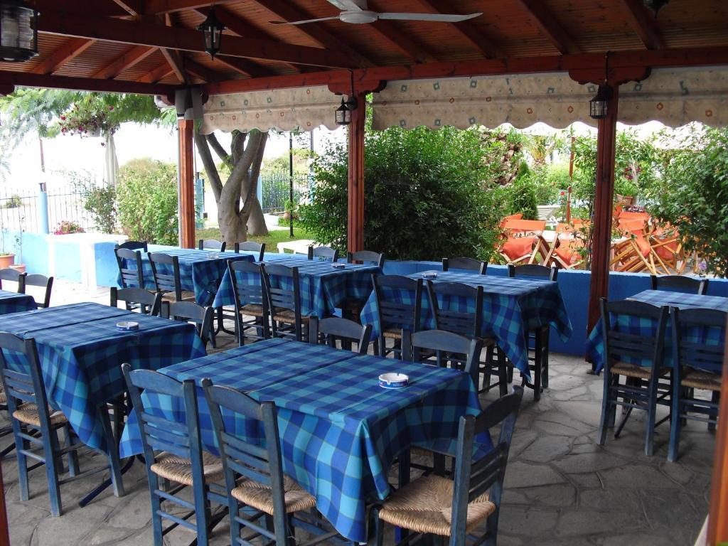 מולה קליבה Kangaroo Hotel מראה חיצוני תמונה
